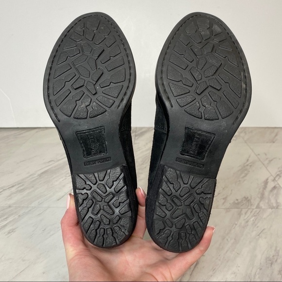 Born Sylvia Distressed Leather Black Bootie 7M - Picture 13 of 14